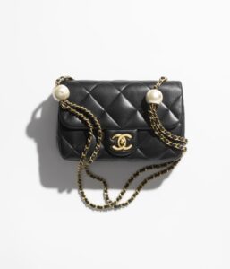 CHANEL SMALL FLAP BAG