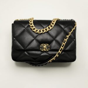 CHANEL 19 MAXI HANDBAG